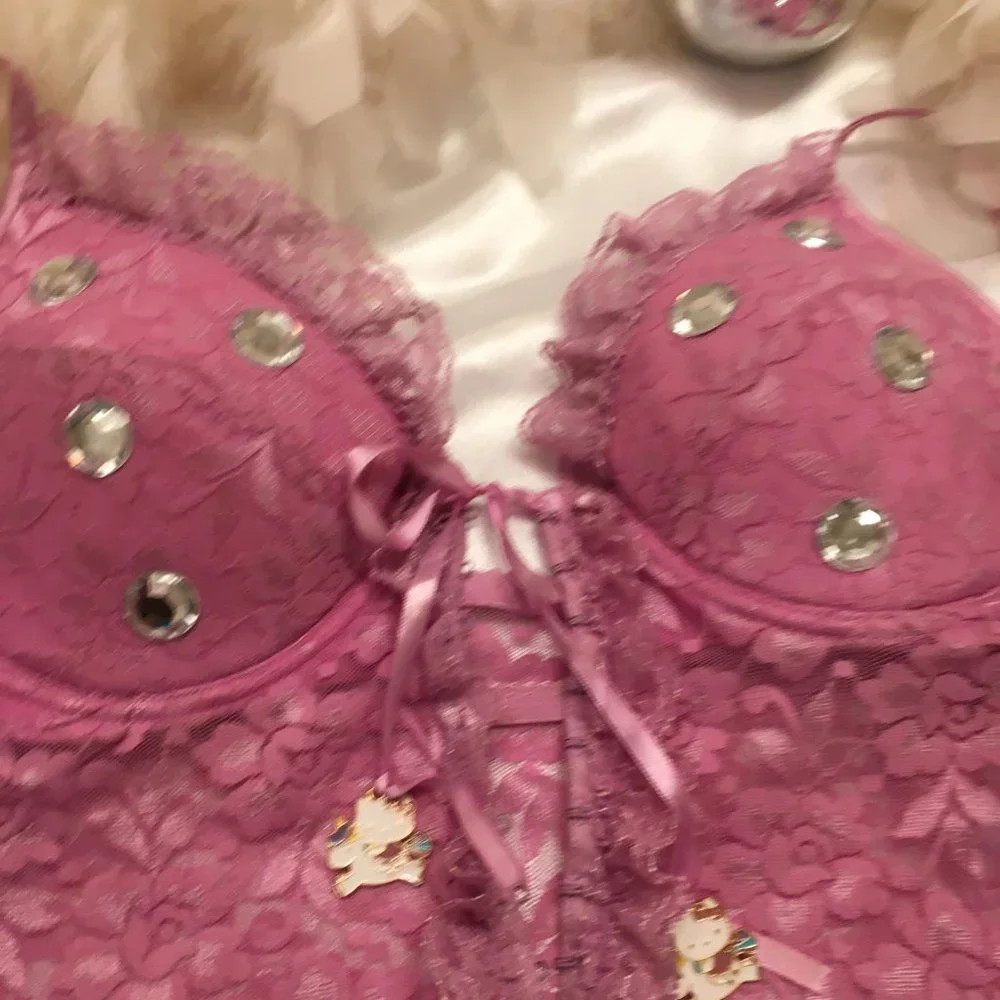 ADORABLE dream lingere and jewlery set with hello kitty details! - Picture 15 of 15